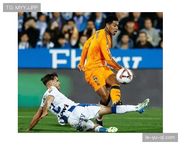 姆巴佩贝林厄姆携手发力，皇马三叉戟闪耀赛场引领胜利