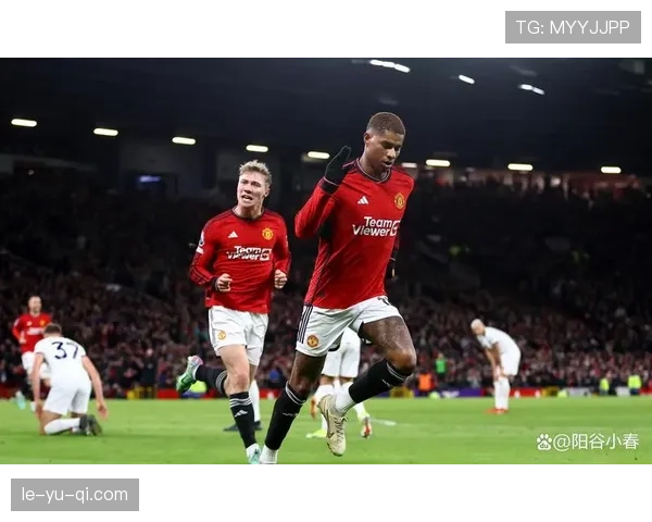 从籍籍无名到闪耀绿茵：球员状态飙升引足坛瞩目