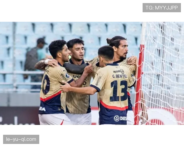 博卡球迷热情助威，解放者杯赛场成球队状态回暖关键推力