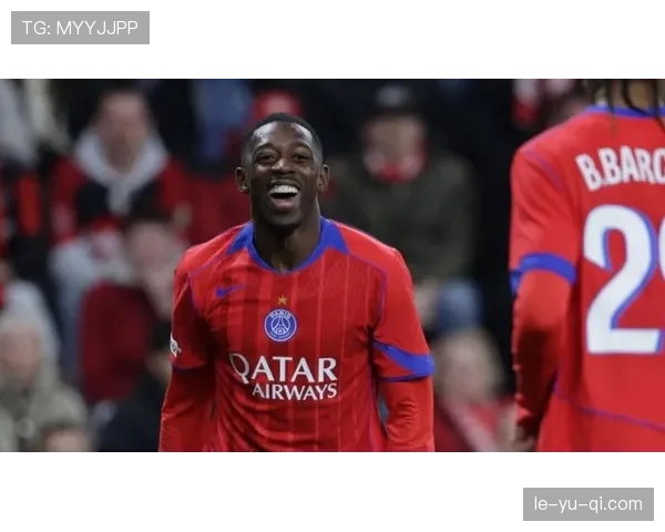 奥斯曼·登贝莱又晒表了，那一抬手像拍奢侈品广告，我的月薪在角落瑟瑟发抖